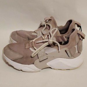 Nike Air Huarache City Sneakers Rose Pink AH6804-600 Shoes Women's Size 7.5